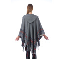 Nouveau design 130 * 150CM 100% ACRYLIQUE Automne / Hiver chaud manteau de mode poncho